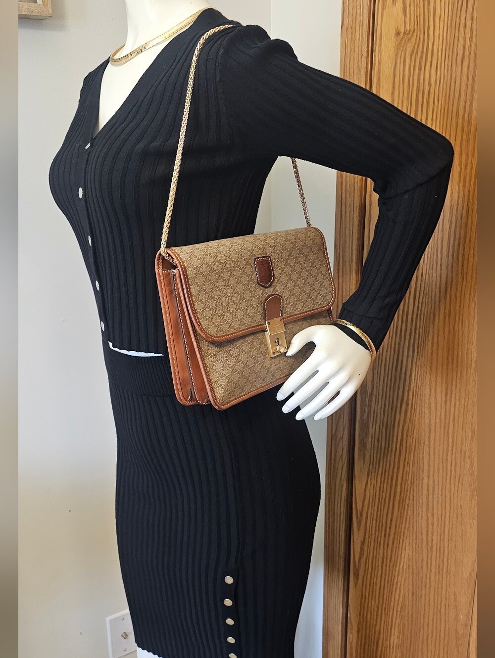 Celine Macadam Triomphe Clutch Bag With Dustbag Insert And Chain - Picture 7 of 16